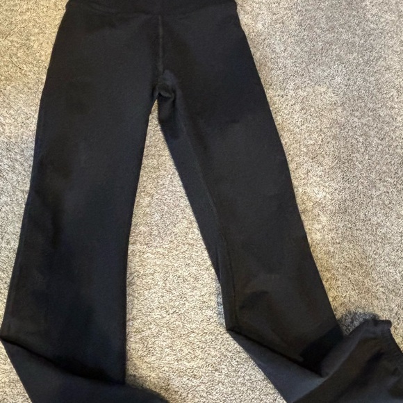OFFLINE By Aerie The Hugger High Waisted Cinch Pant charcoal gray like new - Picture 3 of 5